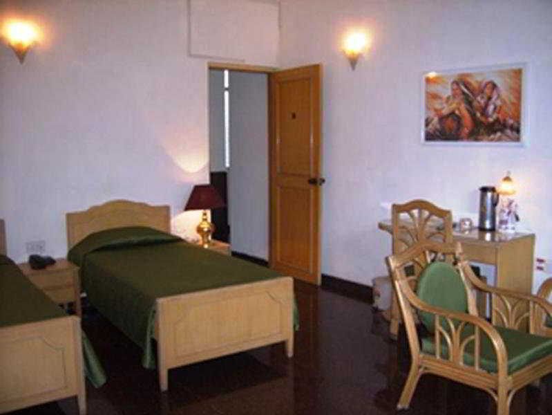 The Cottage Mumbai Exterior photo