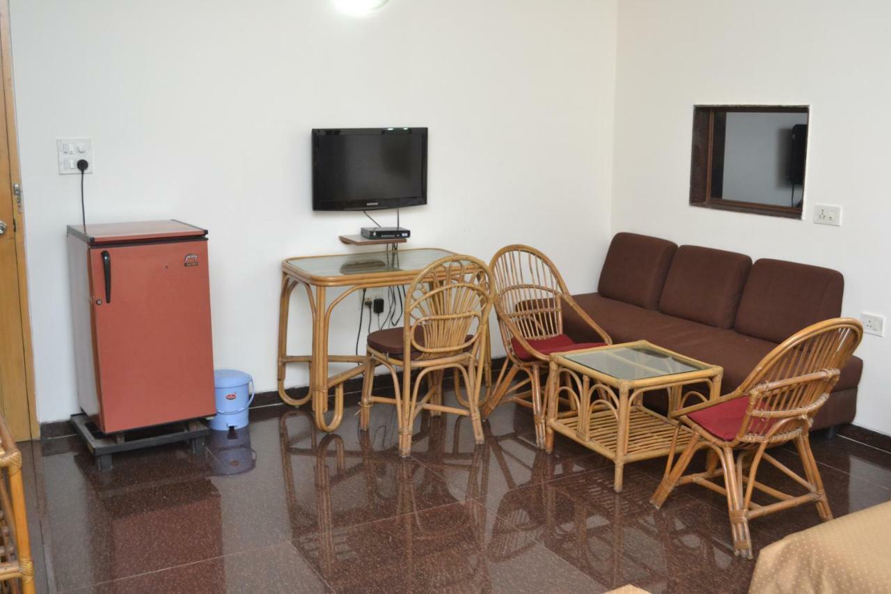 The Cottage Mumbai Exterior photo